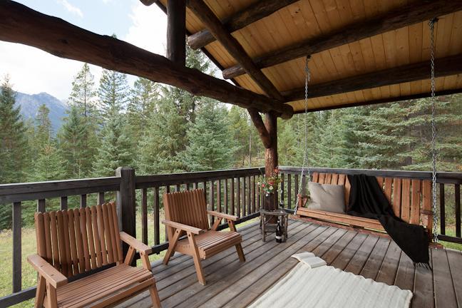 Nipika Mountain Resort Рейдиъм Хот Спрингс Екстериор снимка