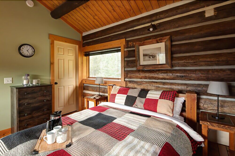 Nipika Mountain Resort Рейдиъм Хот Спрингс Екстериор снимка